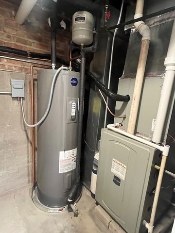 3431 N Kostner Avenue, Chicago, IL 60641