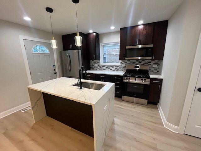 3431 N Kostner Avenue, Chicago, IL 60641