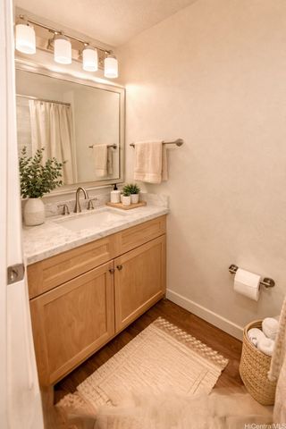 3773 Kanaina Avenue 307, Honolulu, HI 96815