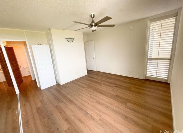 3773 Kanaina Avenue 307, Honolulu, HI 96815