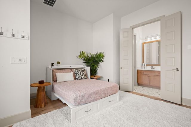 900 Bristol Creek BND, Austin, TX 78738