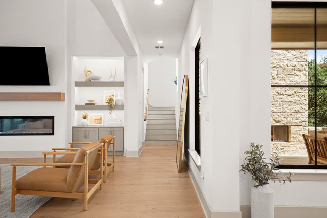 900 Bristol Creek BND, Austin, TX 78738