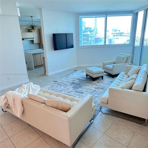 300 S Pointe Dr 704, Miami Beach, FL 33139