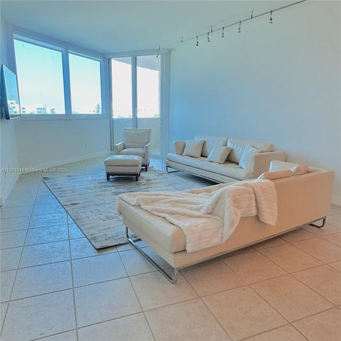 300 S Pointe Dr 704, Miami Beach, FL 33139