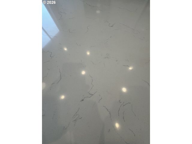 2134 Se BROOKLYN St, Portland, OR 97202