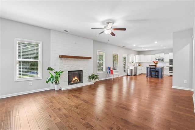 512 Clinton Drive, Temple, GA 30179