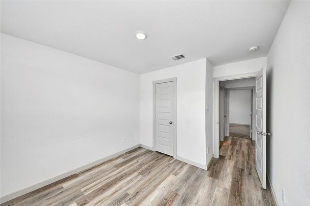 14734 Sweetwater Drive, Baytown, TX 77523