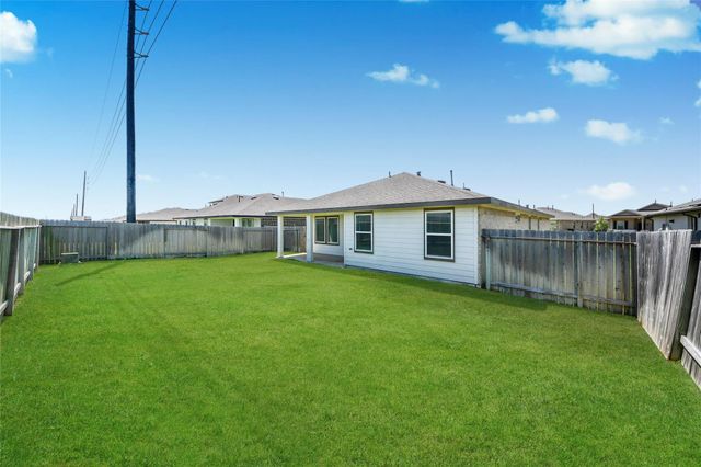 14734 Sweetwater Drive, Baytown, TX 77523