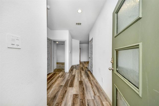 14734 Sweetwater Drive, Baytown, TX 77523