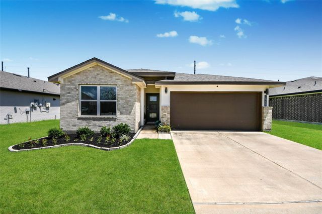 14734 Sweetwater Drive, Baytown, TX 77523