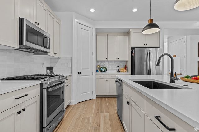 4705 W 2820 S, Hurricane, UT 84737