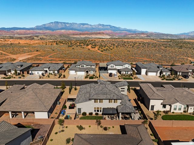 4705 W 2820 S, Hurricane, UT 84737