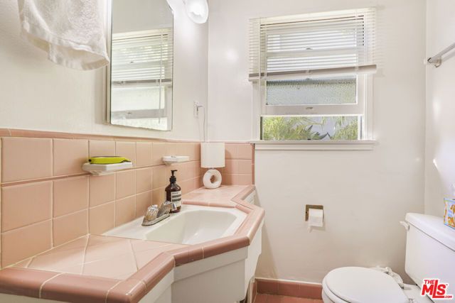 10591 Ayres Avenue, Los Angeles, CA 90064