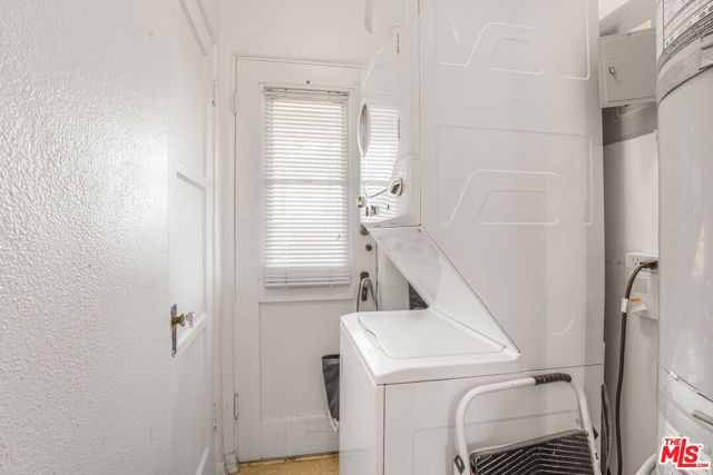 10591 Ayres Avenue, Los Angeles, CA 90064