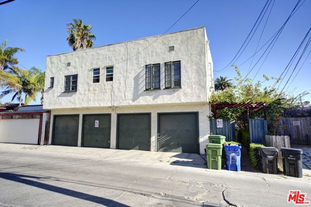 10591 Ayres Avenue, Los Angeles, CA 90064