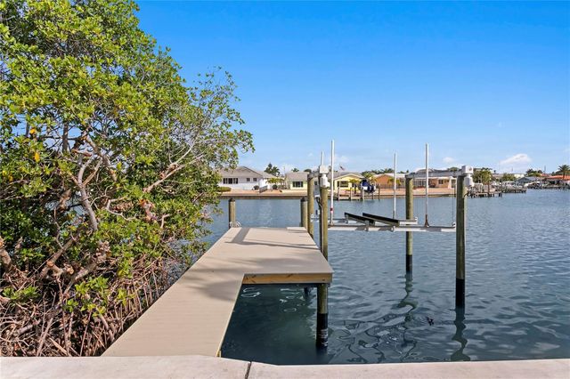 403 HERMOSITA DRIVE, St Pete Beach, FL 33706