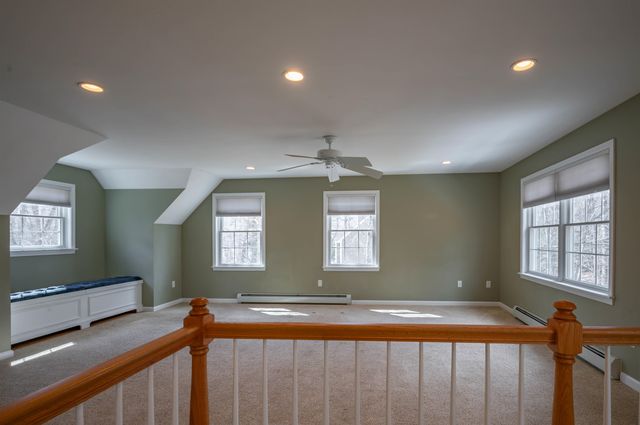 28 Peaslee Court, Hampstead, NH 03841