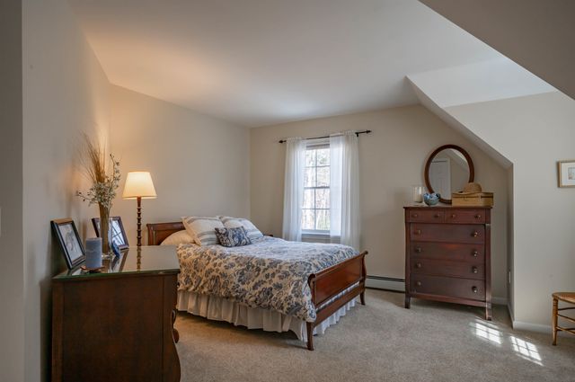 28 Peaslee Court, Hampstead, NH 03841