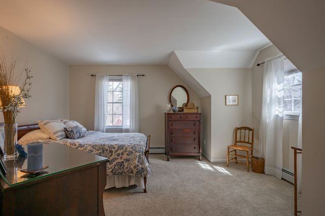 28 Peaslee Court, Hampstead, NH 03841