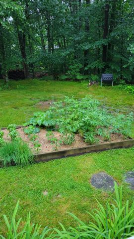 28 Peaslee Court, Hampstead, NH 03841