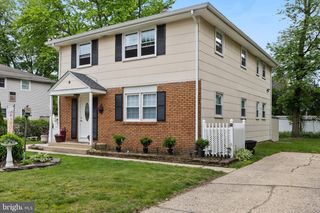 295 LANDER DR #B, Hamilton, NJ 08619