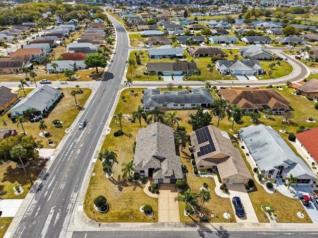 302 NORTHWAY DRIVE, Sun City Center, FL 33573