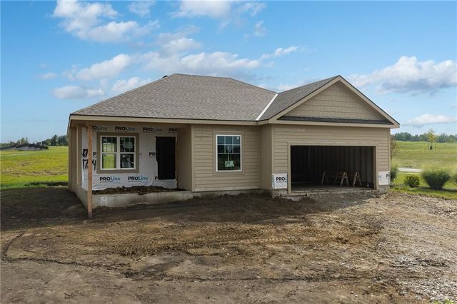 1784 N 157th Terrace, Basehor, KS 66007