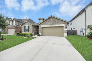 1859 Beau Banks Way, Alvin, TX 77511