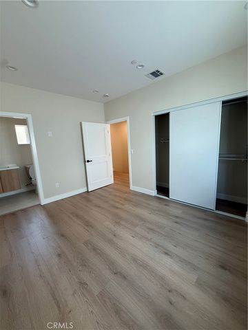 7826 Kyle Street, Sunland, CA 91040