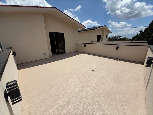 7826 Kyle Street, Sunland, CA 91040