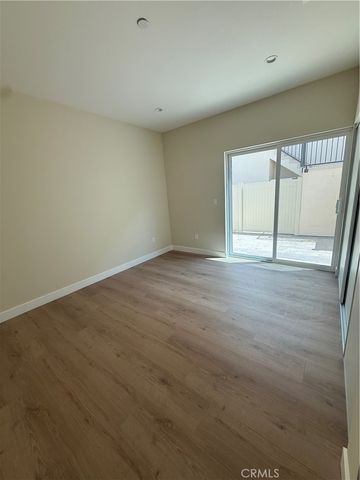 7826 Kyle Street, Sunland, CA 91040