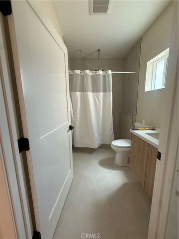 7826 Kyle Street, Sunland, CA 91040