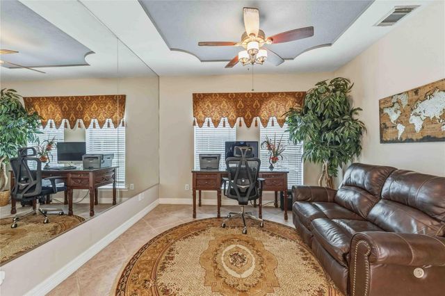 2914 Wilshire Lane, Baytown, TX 77521