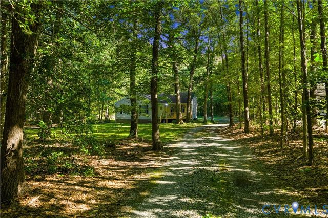 5820 Cattail Rd, Charles City, VA 23030