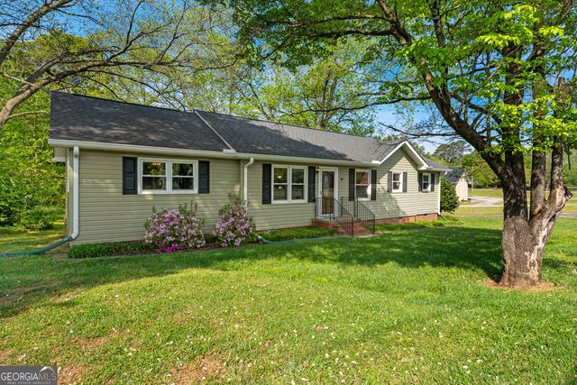 810 Benson Street, Hartwell, GA 30643