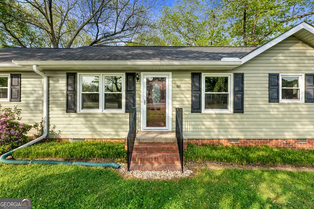 810 Benson Street, Hartwell, GA 30643