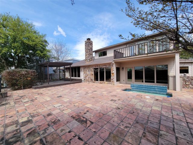 4717 Country Club View, Baytown, TX 77521
