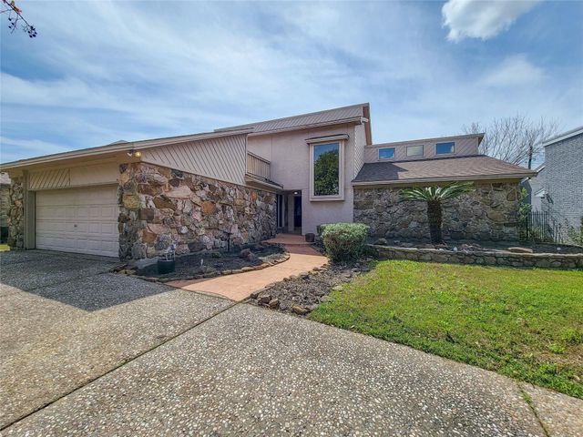 4717 Country Club View, Baytown, TX 77521