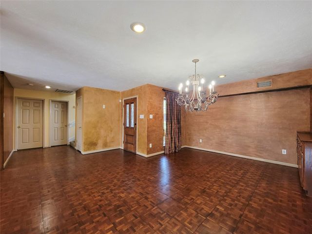 4717 Country Club View, Baytown, TX 77521