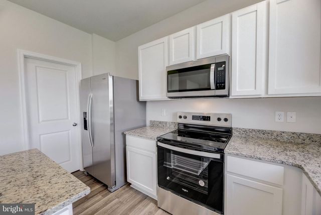 317 ORPINGTON, Martinsburg, WV 25403