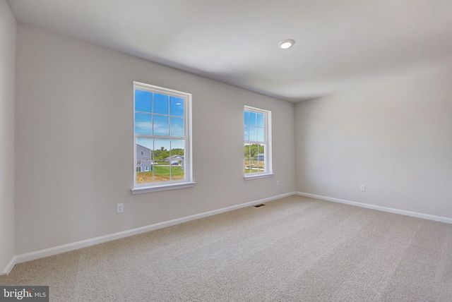 317 ORPINGTON, Martinsburg, WV 25403