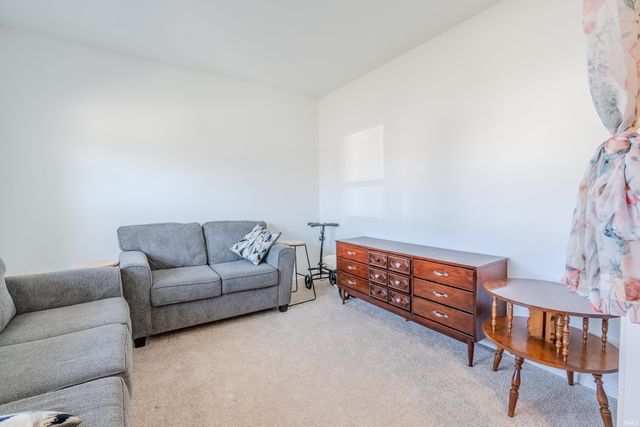 605 Alquin Court, Huntertown, IN 46748