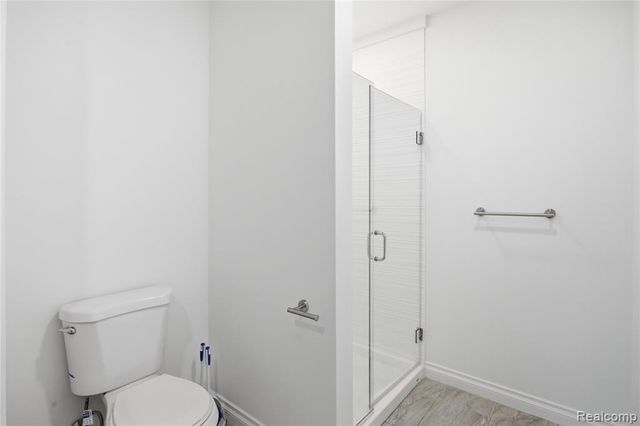 166 Oak St Street 4, Wyandotte, MI 48192