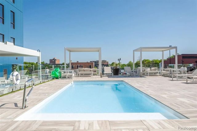 166 Oak St Street 4, Wyandotte, MI 48192