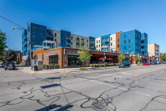 166 Oak St Street 4, Wyandotte, MI 48192