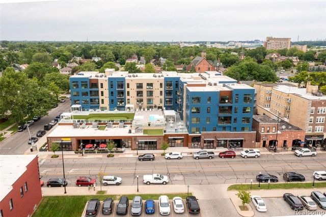 166 Oak St Street 4, Wyandotte, MI 48192