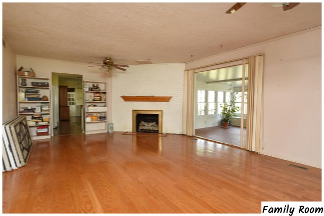 1021 Hanley Lane, Frankfort, KY 40601