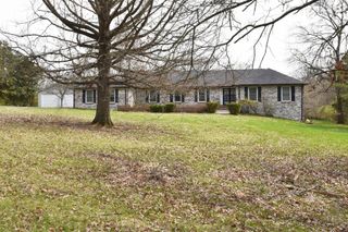 1021 Hanley Lane, Frankfort, KY 40601