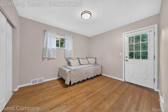 3024 Marais Avenue, Royal Oak, MI 48073