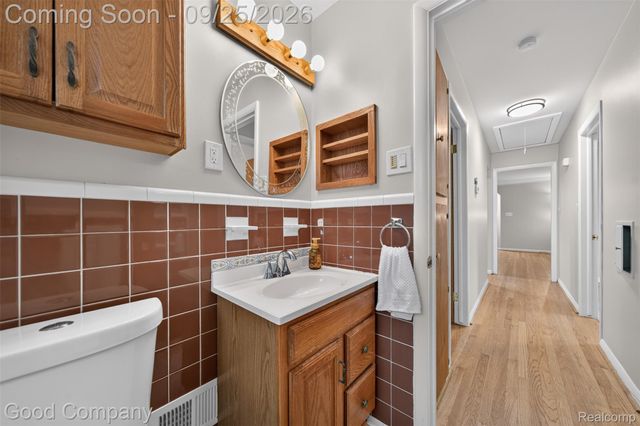 3024 Marais Avenue, Royal Oak, MI 48073
